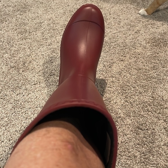 Ugg rain boots - Picture 7 of 7